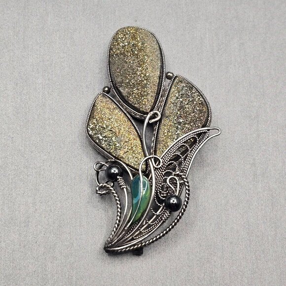 VTG Goldstone Leaf Brooch Pendant 2.25" Silver Tone Green Glass Hematite Accents - Picture 1 of 11